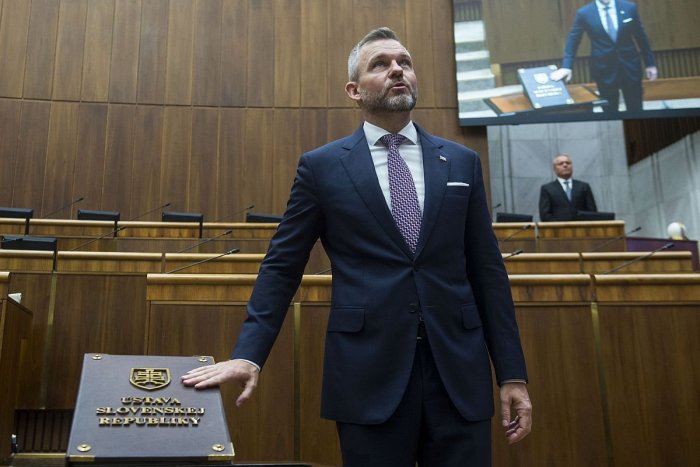 Ilustračný obrázok k článku Pellegrini sa stal novým predsedom parlamentu: Získal väčšinu hlasov poslancov