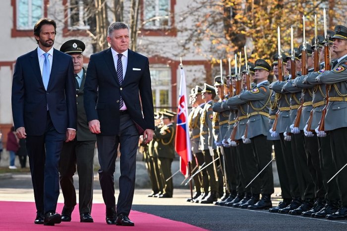 Ilustračný obrázok k článku Čo nám ešte ostalo v skladoch? Fico žiada INVENTÚRU vojenského materiálu