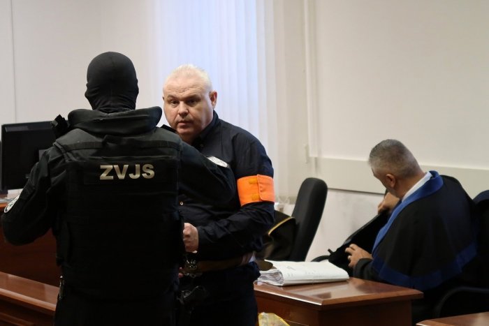 Ilustračný obrázok k článku Telo exmanželky mal rozpustiť v kyseline: Nemám s tým NIČ spoločné, tvrdí obžalovaný Miroslav