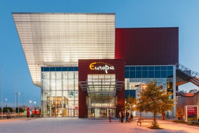 Ilustračný obrázok k článku Europa SC predstavuje novinky v pripravovanom foodcourte