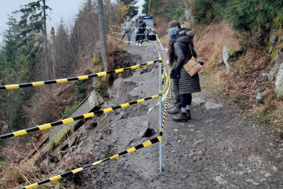 Ilustračný obrázok k článku Turisti to musia vedieť: Trasa z Hrebienka je stále uzavretá, počas zimy sa to nezmení