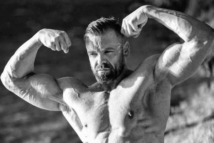 Ilustračný obrázok k článku Slovensko zasiahla SMUTNÁ správa! ZOMREL uznávaný fitness tréner Ladislav