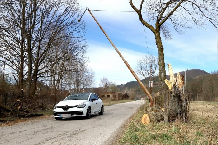 Ilustračný obrázok k článku Európu zasiahne VÍCHRICA Debi: Extrémne veterno bude aj na Slovensku
