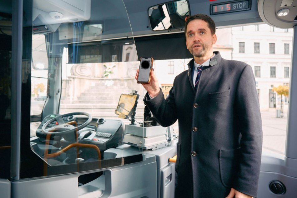 Ilustračný obrázok k článku Lunter o NOVINKE v prímestských autobusoch: Dobrá správa je, že systém FUNGUJE