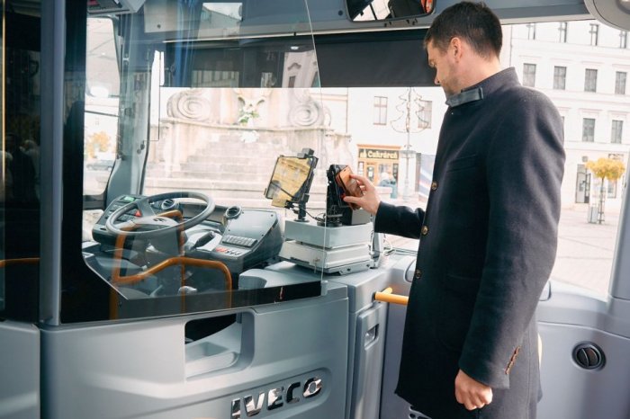 Ilustračný obrázok k článku Dôležité INFO pre cestujúcich: Medzi Bystricou a Zvolenom dôjde k ZMENE trasovania liniek