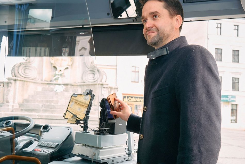 Ilustračný obrázok k článku Veľká NOVINKA v prímestských autobusoch: Celý mesiac budú voziť ZADARMO, FOTO