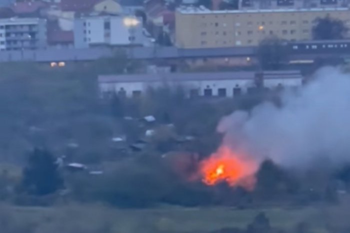 Ilustračný obrázok k článku Chatku v Košiciach zachvátil POŽIAR: Pri hasení našli osobu bez známok života!