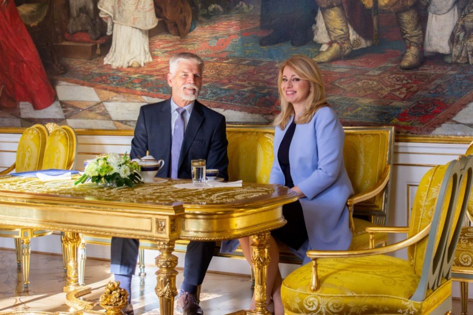Ilustračný obrázok k článku Čaputová s partnerom v Prahe: Včera telefonovala so Zelenským, dnes sa stretla s Pavlom, FOTO