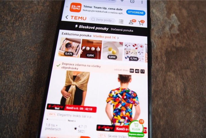 Ilustračný obrázok k článku Nakúpili sme v superlacnom e-shope Temu: Čo o ňom treba vedieť?