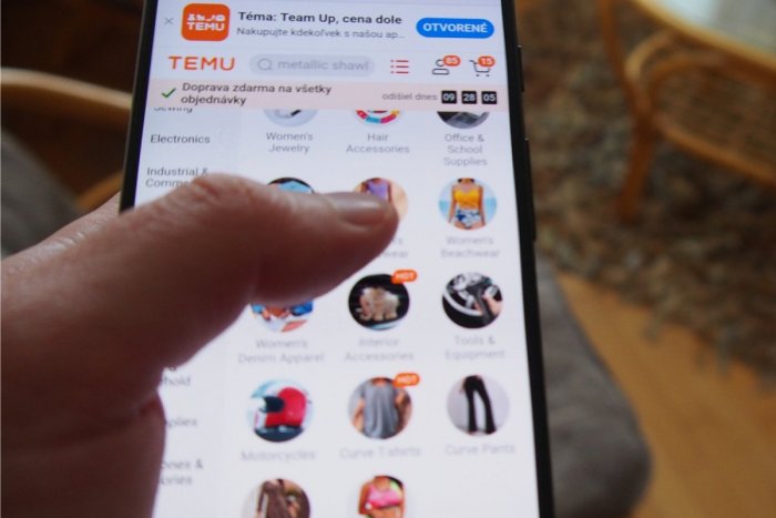 Ilustračný obrázok k článku Lacný e-shop TEMU čelí vo svete prvým problémom: Nakupujú aj Slováci, eviduje SOI sťažnosti?