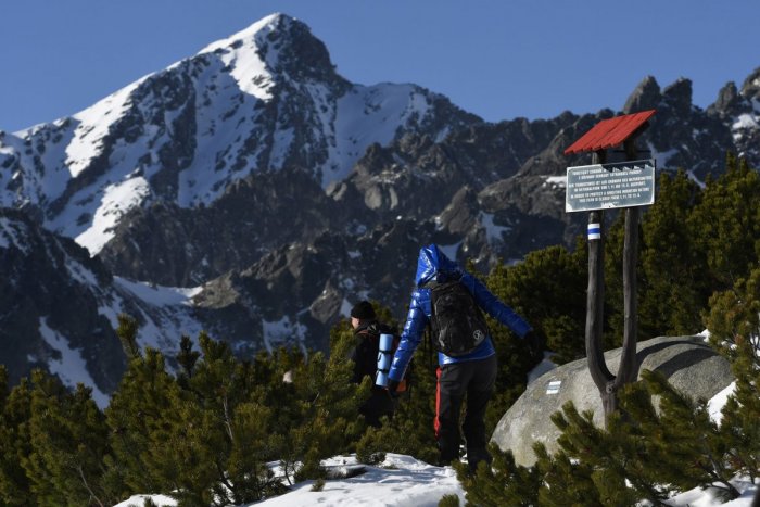 Ilustračný obrázok k článku Vo vysokohorskom prostredí platí sezónna UZÁVERA: Kam sa nedostanete a kde platia výnimky?