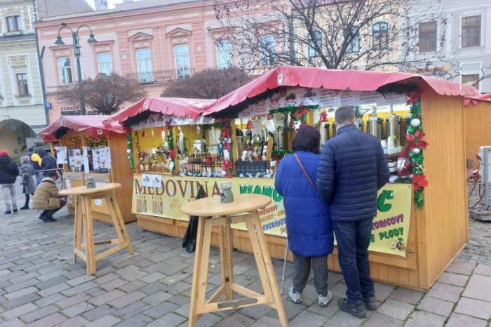 Ilustračný obrázok k článku O 2 týždne začnú v Prešove VIANOČNÉ trhy: V programe uvidíme Hudbu z Marsu aj Roba Šimka