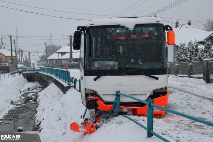 Ilustračný obrázok k článku Tragédia na východe: Vodič autobusu sa chcel vyhnúť zrážke so ženou, no došlo k najhoršiemu