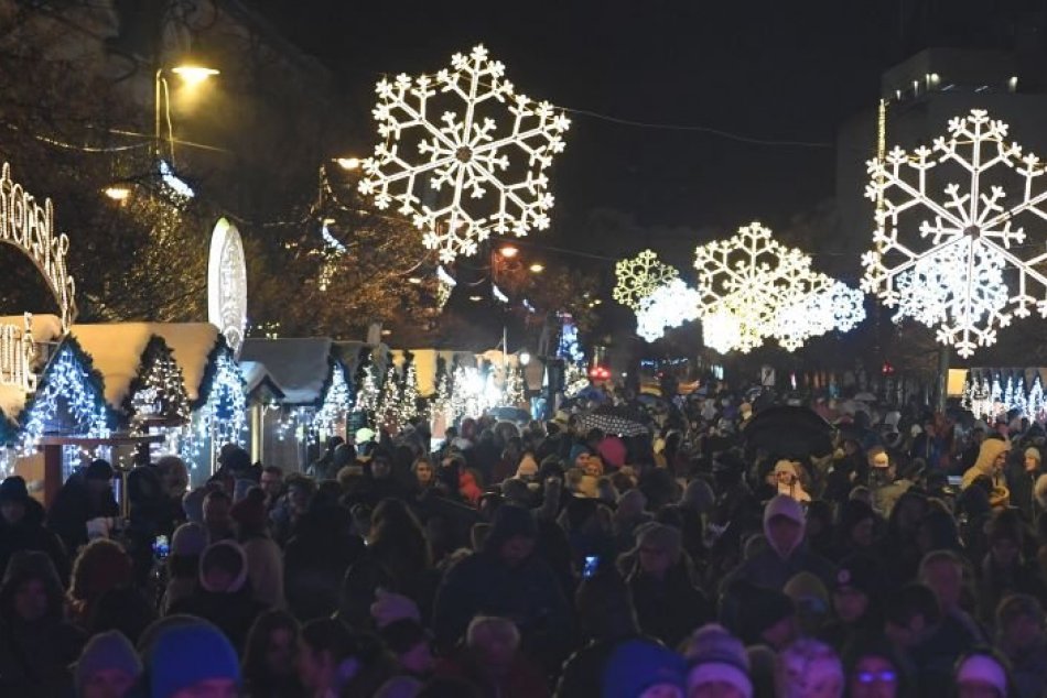 Ilustračný obrázok k článku V centre mesta otvorili sériu podujatí Košické rozprávkové Vianoce