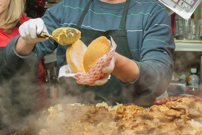 Ilustračný obrázok k článku Slovák zostal zarazený na vianočných trhoch: V Košiciach platil ŠIALENÚ sumu za cigánsku