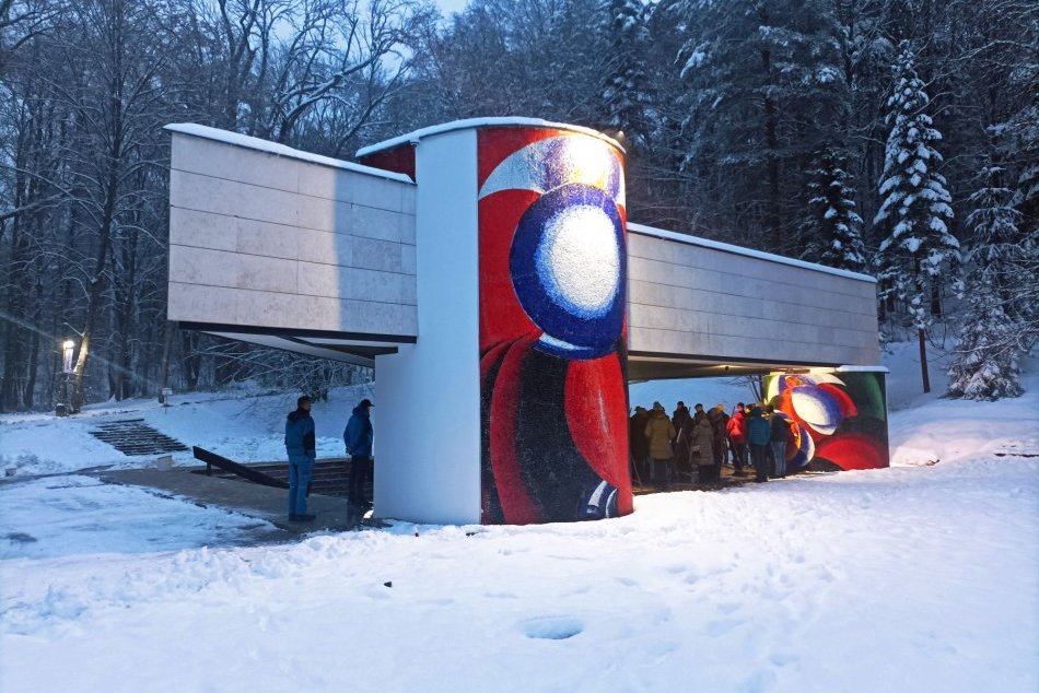 Ilustračný obrázok k článku Krása, čo sa podarilo na Sliači: Pri NAJZNÁMEJŠOM prameni obnovili UNIKÁTNE diela, FOTO