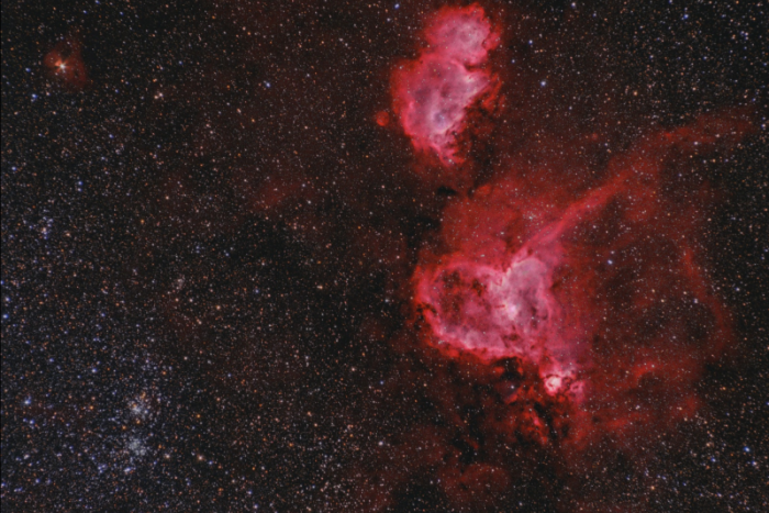 Ilustračný obrázok k článku Vesmír môže mať tiež svoje city: Záber nádhernej hmloviny nápadne pripomína SRDCE