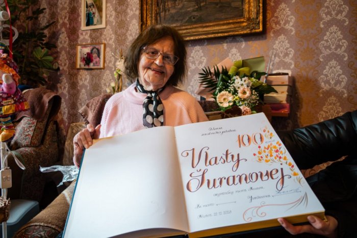 Ilustračný obrázok k článku Trnavčanka Vlasta oslávila 100 rokov: Prezradila aj svoje tajomstvo dlhovekosti