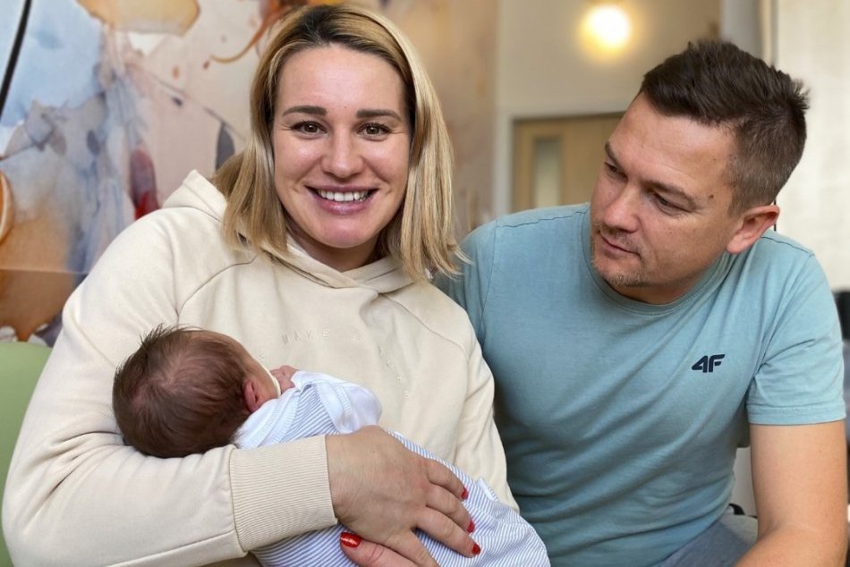 Ilustračný obrázok k článku Bátovská Fialková porodila na Štedrý deň: VÝNIMOČNÉ to však nebolo len dátumom, FOTO