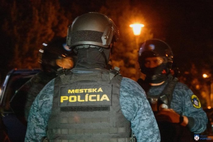 Ilustračný obrázok k článku Na východe vyčíňa gang MLADISTVÝCH! Mestská polícia bije na poplach, prijala opatrenia