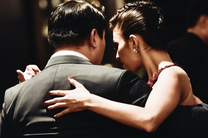 Ilustračný obrázok k článku Nestihli ste PLES? Pozrite si februárový PREHĽAD tancovačiek v Banskobystrickom kraji