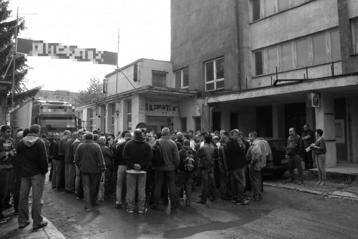 Ilustračný obrázok k článku December 1989 bol MRAZIVÝ: Proti vplyvu KOMUNISTOV povstali aj zamestnanci Smrečiny