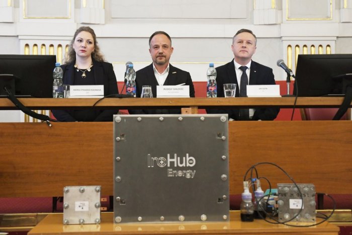 Ilustračný obrázok k článku Košické univerzity vyvinuli unikátnu batériu: Revolučná novinka môže zmeniť hru v Európe!