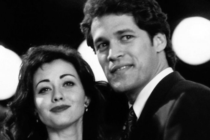 Ilustračný obrázok k článku Fanúšikovia v SLZÁCH: Zomrela HVIEZDA (†58) seriálu Beverly Hills 90210