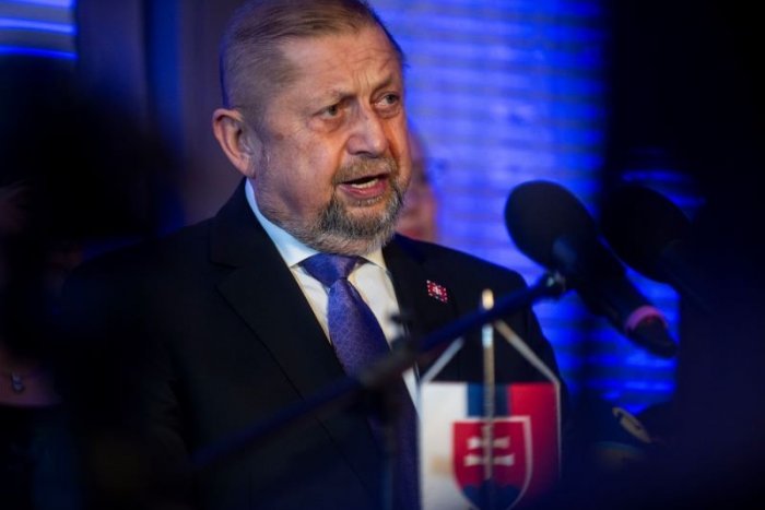 Ilustračný obrázok k článku Harabin je odhodlaný brániť národ, vlasť a štátnu suverenitu: Bude kandidovať na prezidenta!