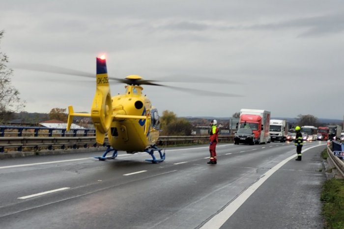 Ilustračný obrázok k článku Z rozostavaného mosta sa ZRÚTILA dodávka! 15-metrový pád NEPREŽILI dvaja ľudia