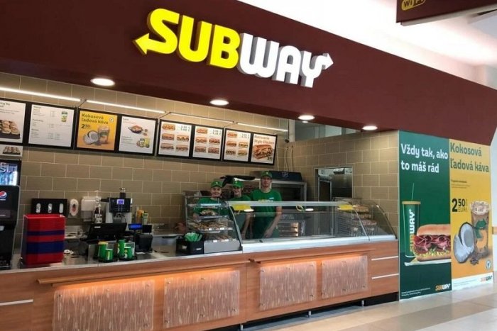 Ilustračný obrázok k článku SENDVIČE Subway miznú zo Slovenska. ZABALILI to a končia ďalšie DVE prevádzky