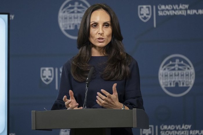 Ilustračný obrázok k článku Ministerka Dolinková o nahlásených bombových hrozbách v nemocniciach: Prestaňte s tým!