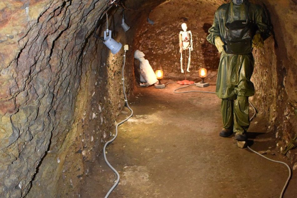 Ilustračný obrázok k článku Slovenské mesto je podkopané TAJNÝMI chodbami: Obyvateľom poskytovali aj úkryt, FOTO