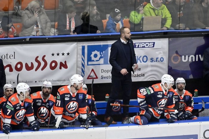 Ilustračný obrázok k článku Peter Kúdelka o tom, čo sa dialo pred zápasom so Slovanom! Na stole už má aj novú PONUKU