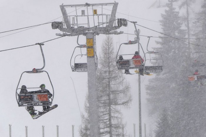 Ilustračný obrázok k článku Počasie sa opäť prudko ZMENÍ! Menej slnka, zamračená obloha a bude aj SNEŽIŤ