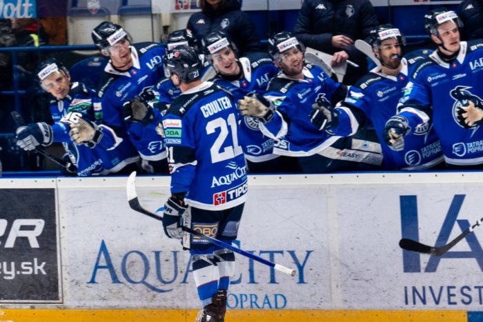 Ilustračný obrázok k článku Keď prišiel tréner, Poprad bol deviaty: Teraz je po skvelej sérii už LÍDROM extraligy!