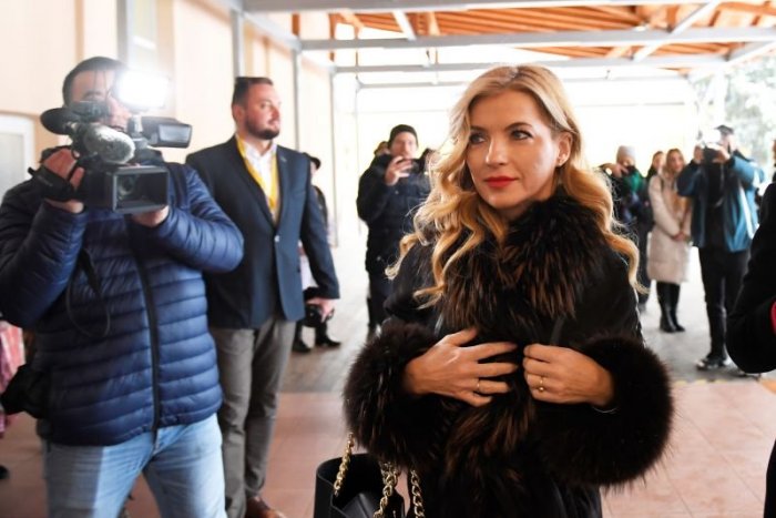 Ilustračný obrázok k článku Trapas opozície: Nevedia počítať do 30? Šimkovičovú odvolávať nebudú pre školácku chybu!