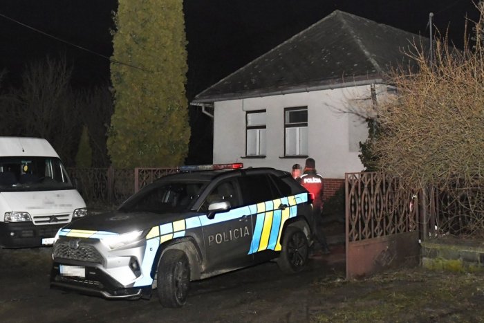 Ilustračný obrázok k článku Vražda v Ruskove: Polícia poskytla nové informácie, našli aj strelnú zbraň