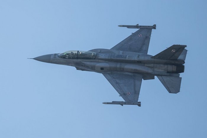 Ilustračný obrázok k článku Poľské stíhačky museli rýchlo vzlietnuť: K hraniciam krajiny mala smerovať ruská RAKETA