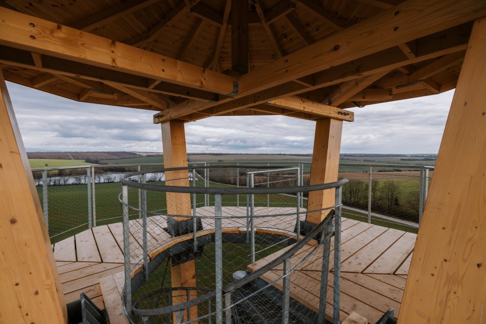 Ilustračný obrázok k článku V Nitrianskom kraji chcú postaviť ďalšie ROZHĽADNE: Kde všade budú?