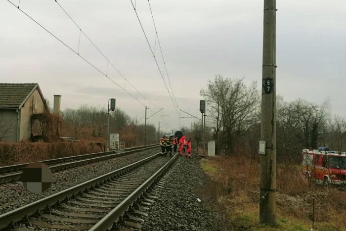 Ilustračný obrázok k článku MIMORIADNA správa: V Spišskej Novej Vsi sa UVOĽNIL rušeň, zastavili ho za Markušovcami