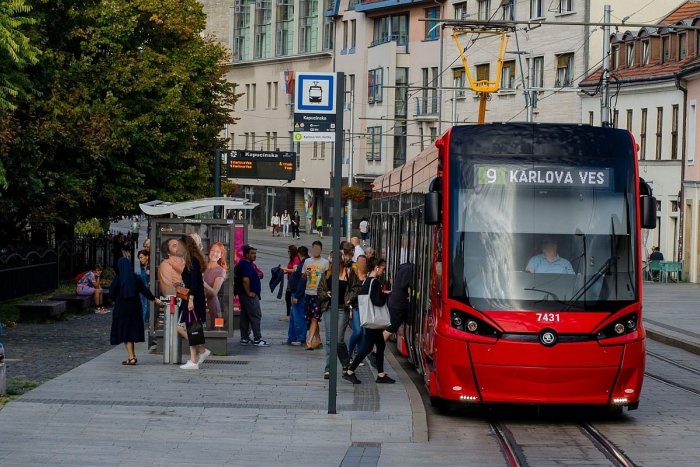 Ilustračný obrázok k článku Modernejšie cestovanie: DPB obstaráva nové jednosmerné aj obojsmerné električky