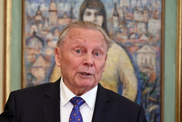 Ilustračný obrázok k článku Rudolf Schuster otvorene a bez zábran: Exprezident vyslovil to, čo si myslia mnohí Slováci!