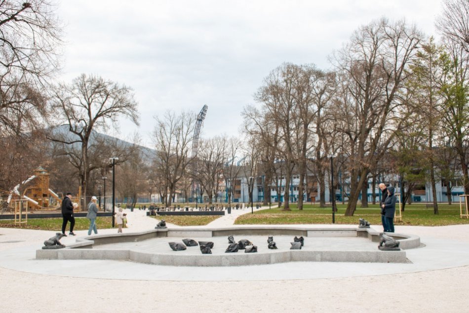 Ilustračný obrázok k článku V Nitre postupne OTVÁRAJÚ vynovený Starý park: Ktoré časti sú sprístupnené? MAPA