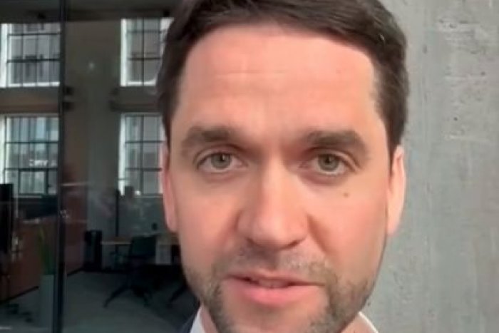 Ilustračný obrázok k článku Sme Banskobystrický kraj a samozrejme, že..., opakuje Lunter v kurióznom VIDEU