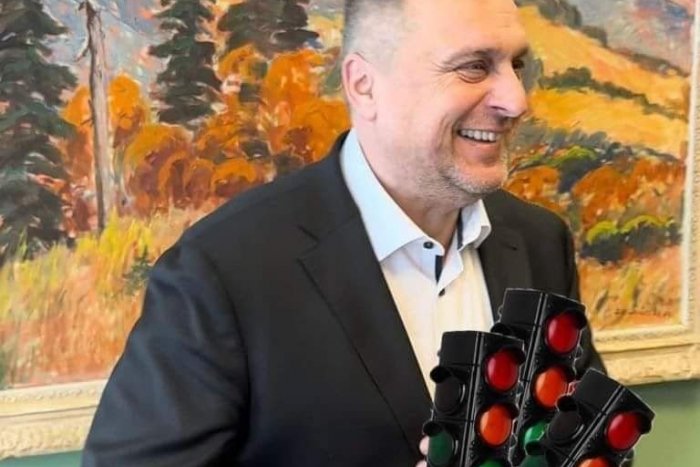 Ilustračný obrázok k článku Zlízli si to muži v uniforme! Pre nehodu Andreja Danka POTRESTALI radových policajtov