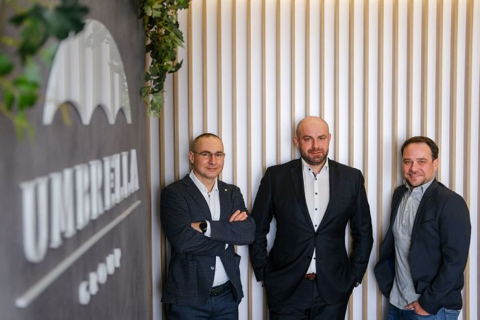 Ilustračný obrázok k článku Umbrella Group porastie, spojila sily s hypotekárnymi expertmi KAMAPRO a Hypomaklér