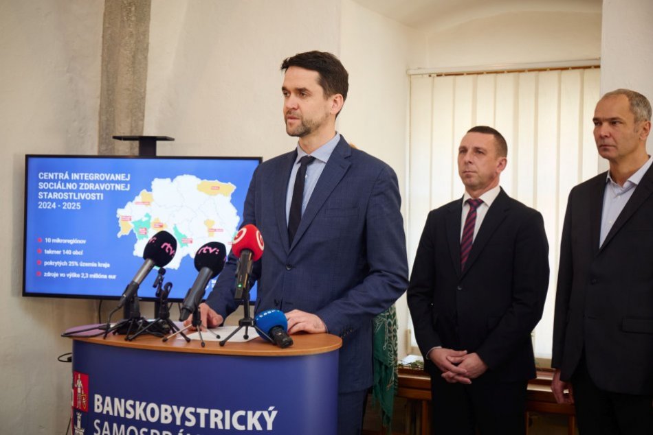 Ilustračný obrázok k článku Seniorom pomôžu už aj doma: Špeciálne centrá sa rozšíria do 10 mikroregiónov BBSK + MAPA