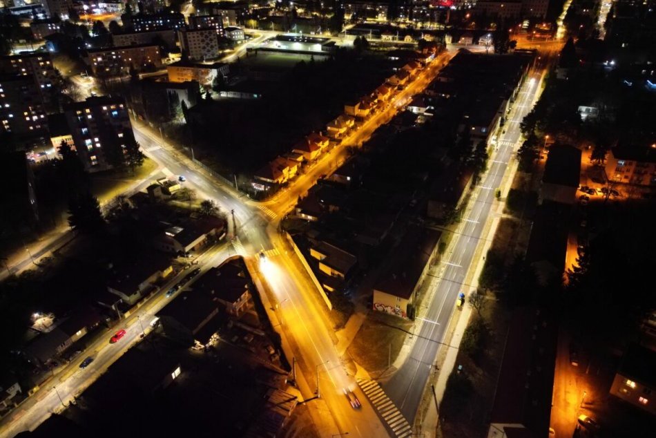 Ilustračný obrázok k článku POZOR, tisíce ľudí budú čoskoro bez ELEKTRINY: Ide o TIETO bystrické ulice