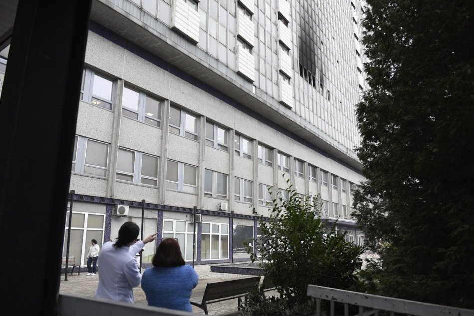 Ilustračný obrázok k článku Podpaľač to priznal: Vonku sú detaily, čo sa malo diať v tú noc, keď horela košická nemocnica!